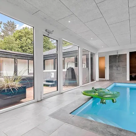 8825-glesborg-skovsoen-18 度假居 *