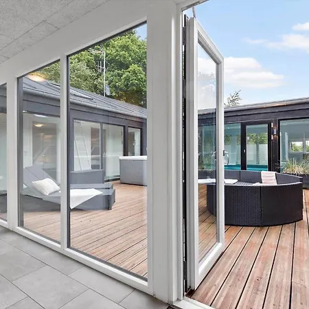 8825-glesborg-skovsoen-18