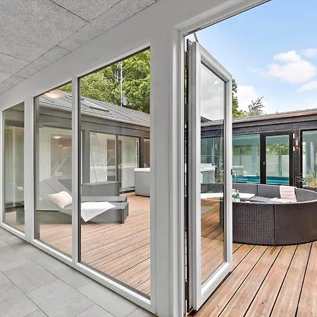 8825-glesborg-skovsoen-18 * Glesborg